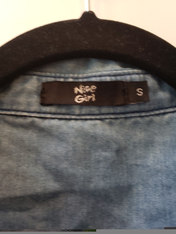 Nice GIrl Size Small Women's Blue Jean Button Up Long Sleeve Top - photo 4