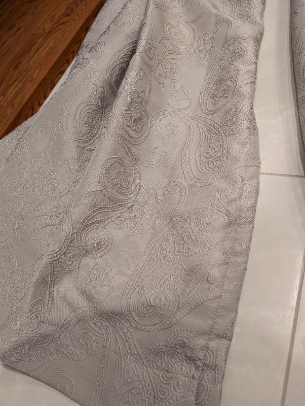 3 grey curtain panels. Each panel: 97 x 54 inch - photo 2
