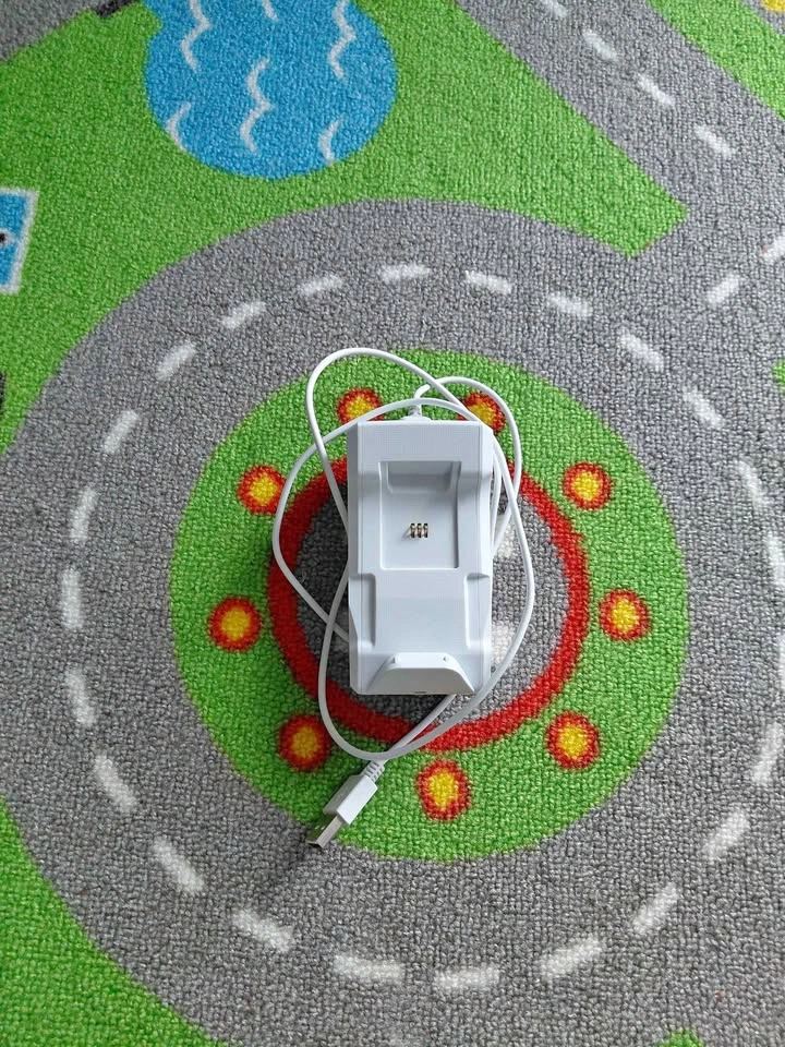 Xbox rechargeable battery (controller sold separately)
