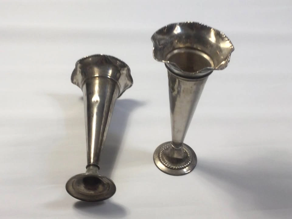 ⚽️Pair of Vintage Silver-Plated Bud Vases 12” tall - photo 5