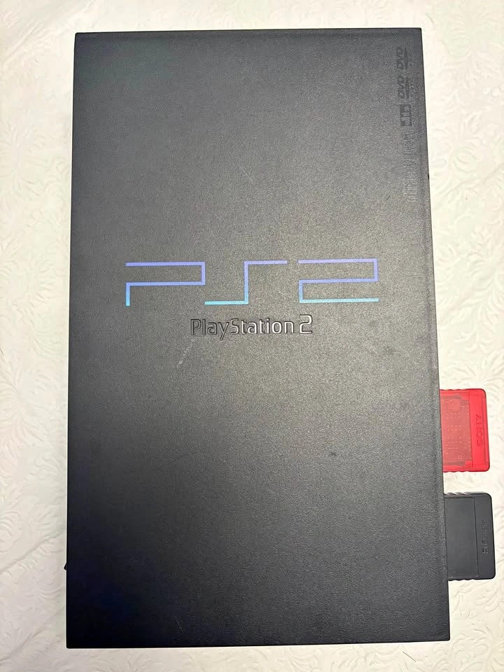 Sony PlayStation 2 Console Bundle