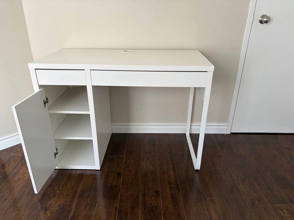 IKEA MICKE Desk - white - photo 2