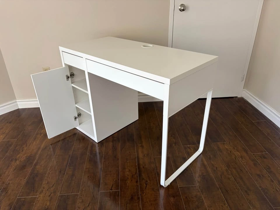IKEA MICKE Desk - white - photo 3