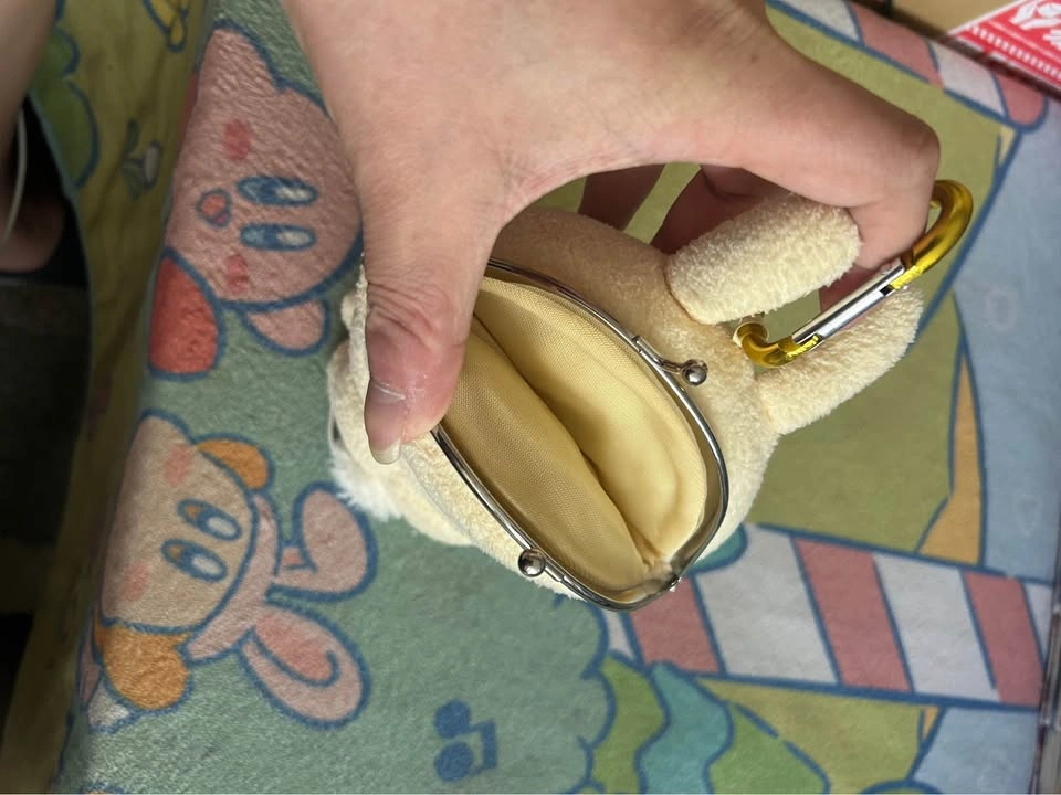Chiikawa plush toy coin purse - photo 3