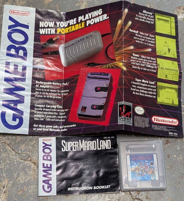 Super Mario Land GameBoy Game w/ Manual and Poster