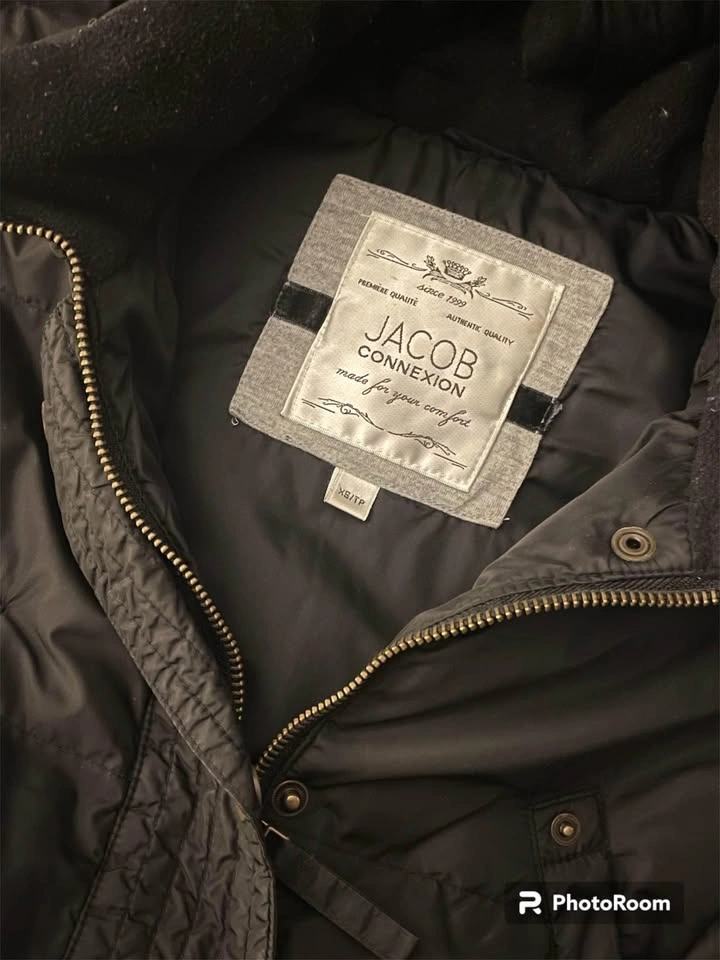 Like new Jacob Connexion down filled winter coat XS - photo 2
