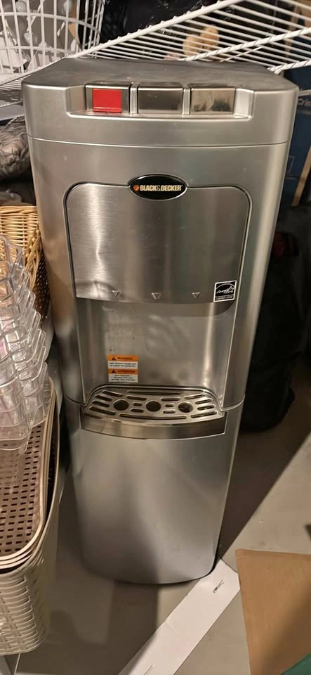 Black & Decker Water Dispenser