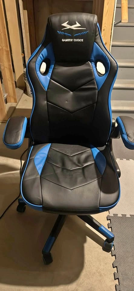Gamers' Choice Gaming Chair