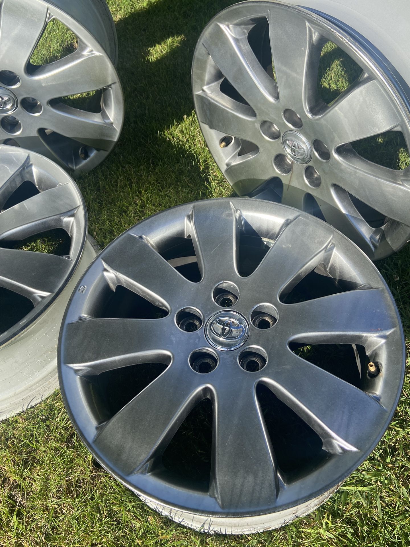 Toyota Avalon 2005-2007 Original Rims - photo 2