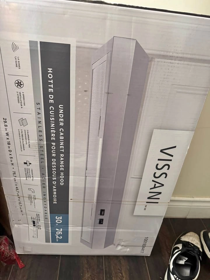 Vissani 30" Stainless Steel Under-Cabinet Range Hood