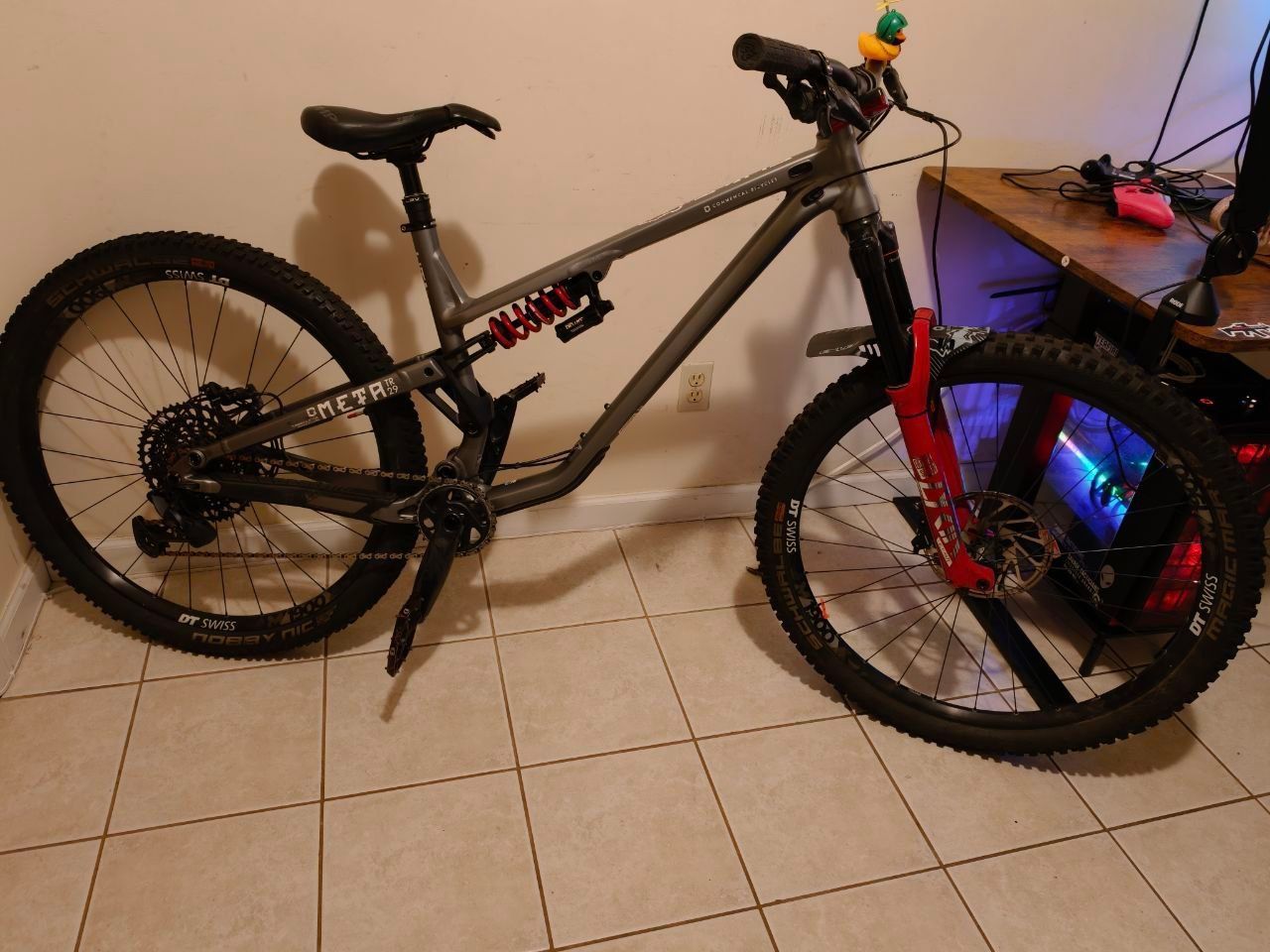 Full suspension Mountain Bike Commencal Meta Tr v4 2024