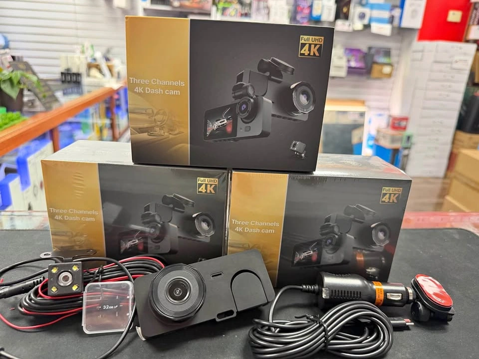 3 Channel Dash Camera (4k, 32GB SD Card, Front/Inside/Rear)