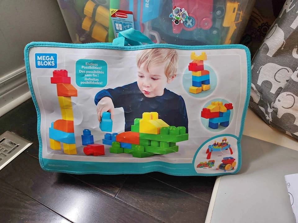 Mega bloks and table