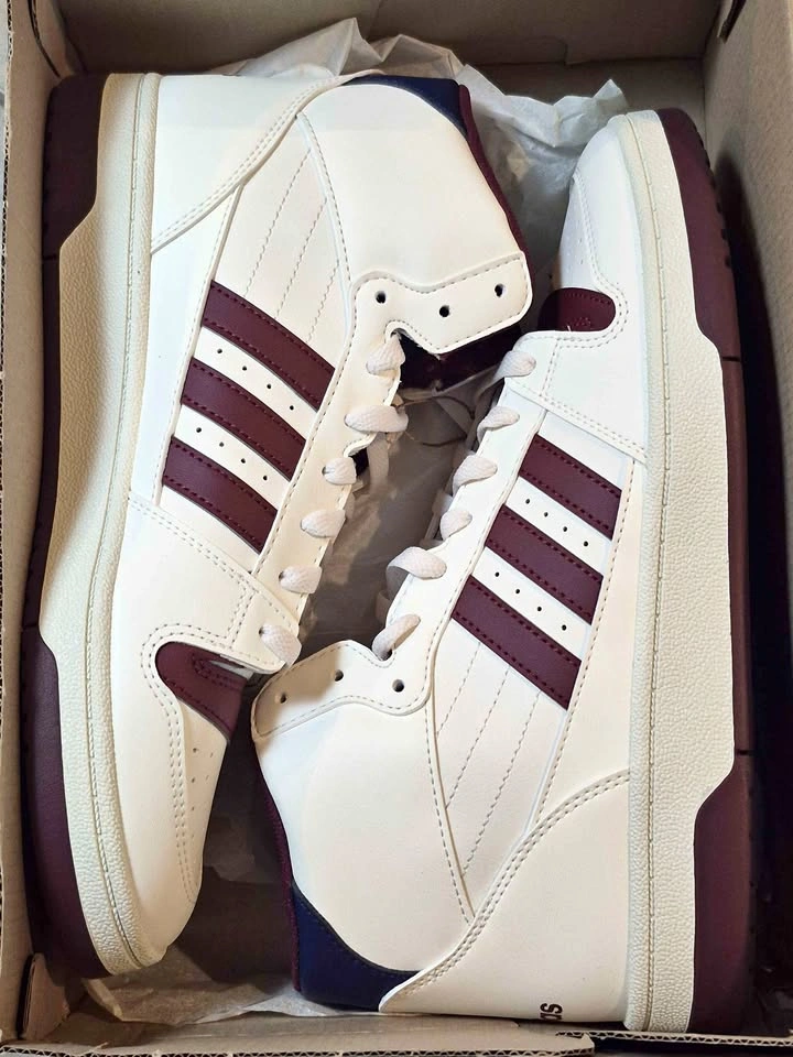 NIKE ADIDAS SNEAKERS NEW