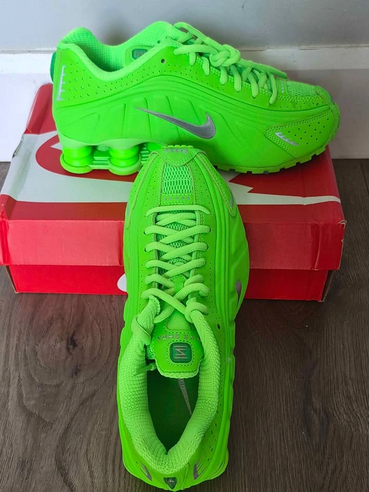 Nike Shox Adidas Sneakers Shoes New - photo 4