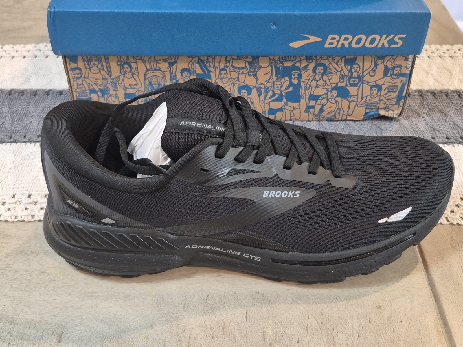 Mens brooks adrenaline SNEAKERS gts 23 size 11 - photo 2