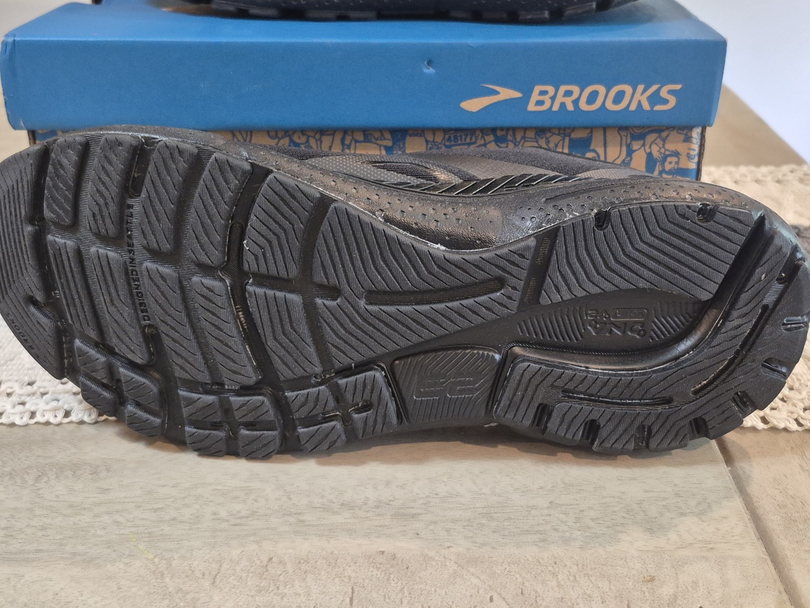 Mens brooks adrenaline SNEAKERS gts 23 size 11 - photo 5