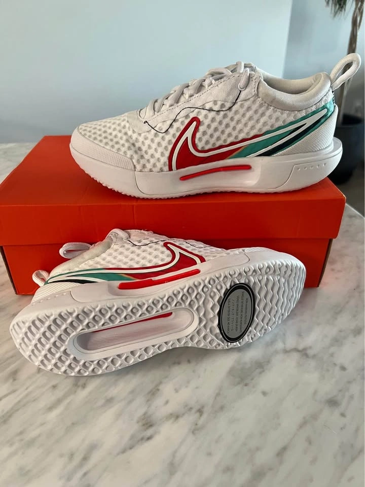 Women’s Nike Zoom Court Pro Tennis /Pickleball shoes size 6.5 - photo 2