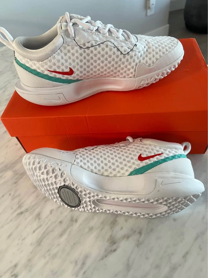 Women’s Nike Zoom Court Pro Tennis /Pickleball shoes size 6.5 - photo 3
