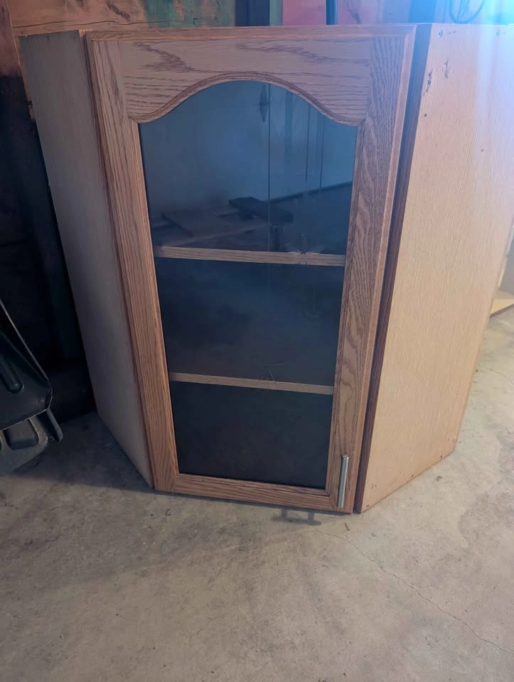 Upper corner oak cabinet - photo 3