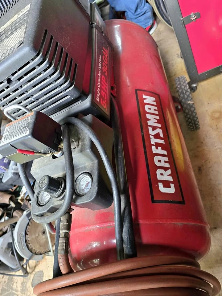 Craftsman 5.5 HP 30 Gallon Air Compressor