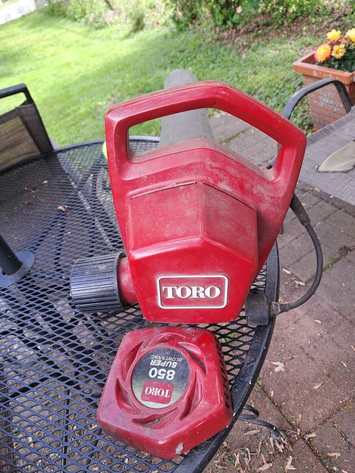 Toro 850 Super Blower/Vac - photo 2