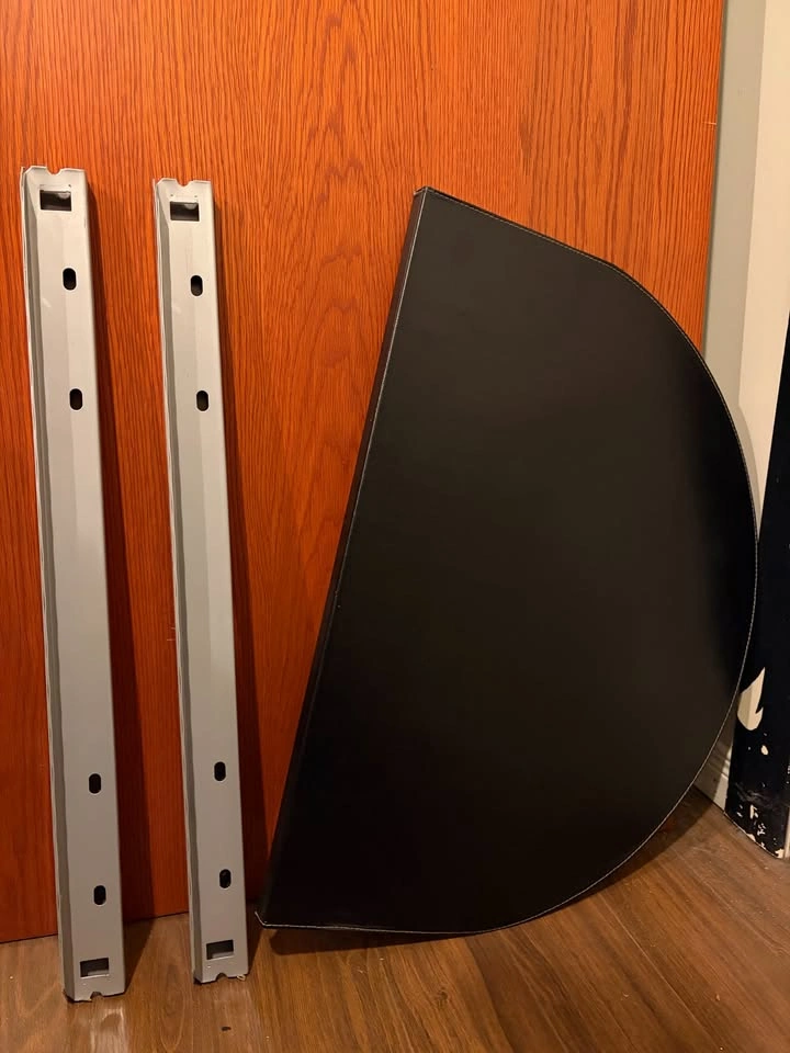 Huge, IKEA L-shaped work station with bookshelf - photo 3