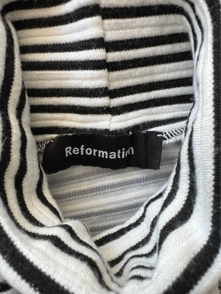Reformation, black and white striped crop top - photo 3