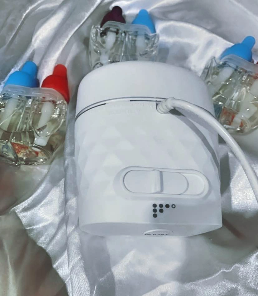 Febreze Wallflowers Scent Switcher Plug-In with 3 Refills - photo 2