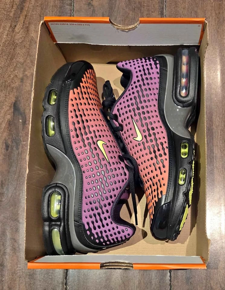 Air max plus size 9.5
