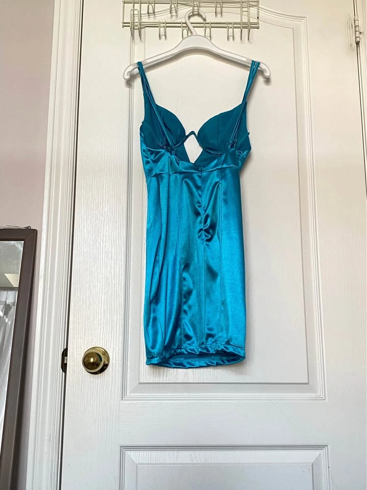 MINI CLUB DRESS EARLY 2010s - photo 2