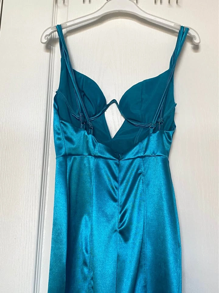 MINI CLUB DRESS EARLY 2010s - photo 4