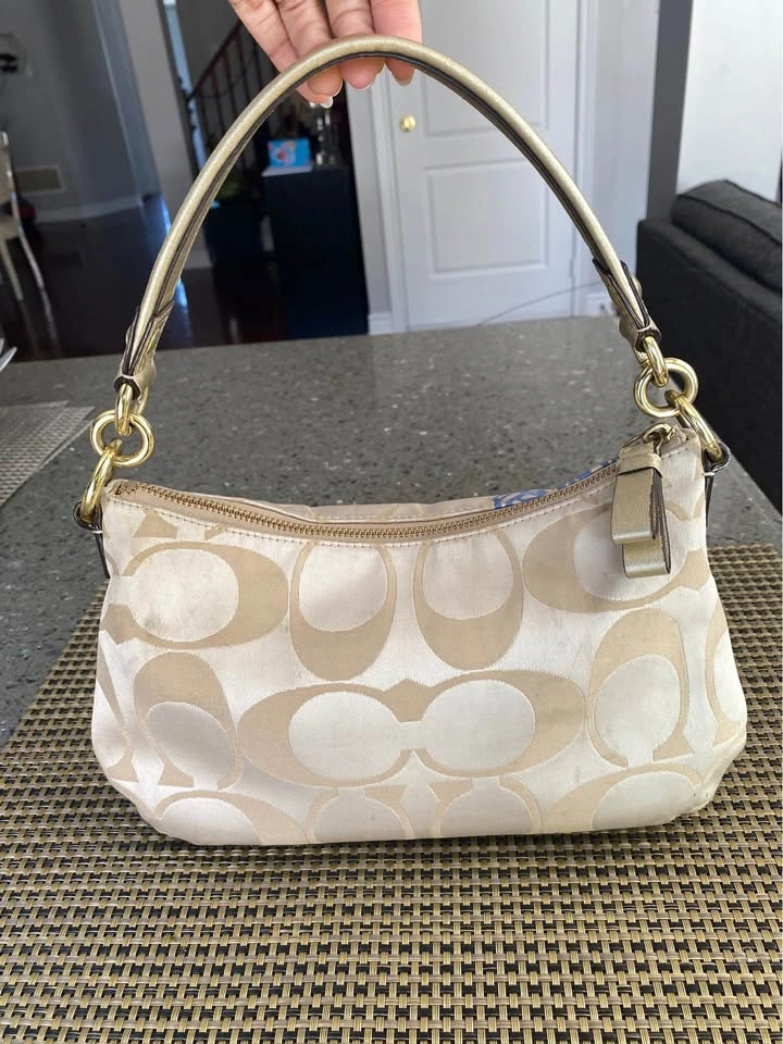 Coach Satin Signature Shoulder Bag in Champagne Floral - photo 4