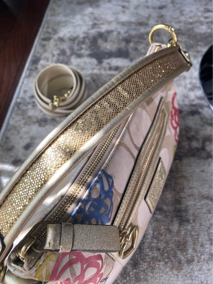 Coach Satin Signature Shoulder Bag in Champagne Floral - photo 5
