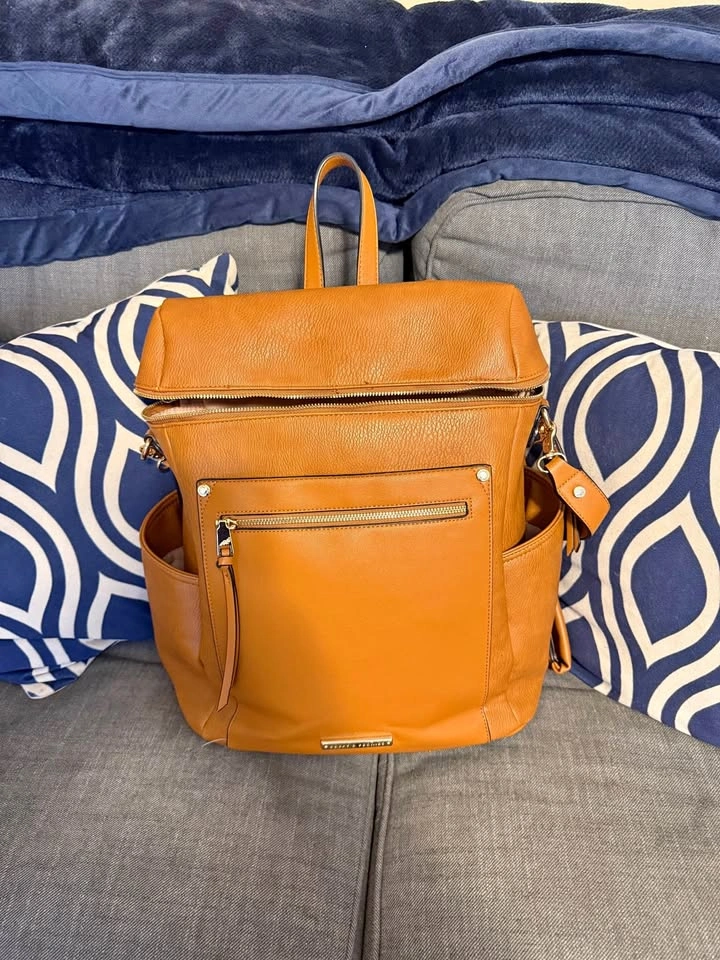 Cognac Commuter Backpack - Poppy & Peonies