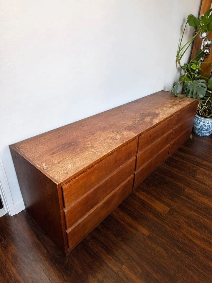 Vintage Mid-Century Modern Long Lowboy Dresser / Console - photo 2