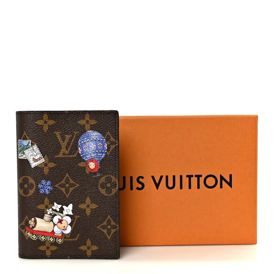 Louis Vuitton Monogram 2026 Christmas Animation Passport Cover
