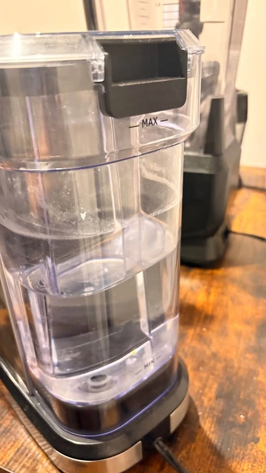 Brewsly 15-Bar Espresso Machine + Milk Frothing Pitcher - photo 5