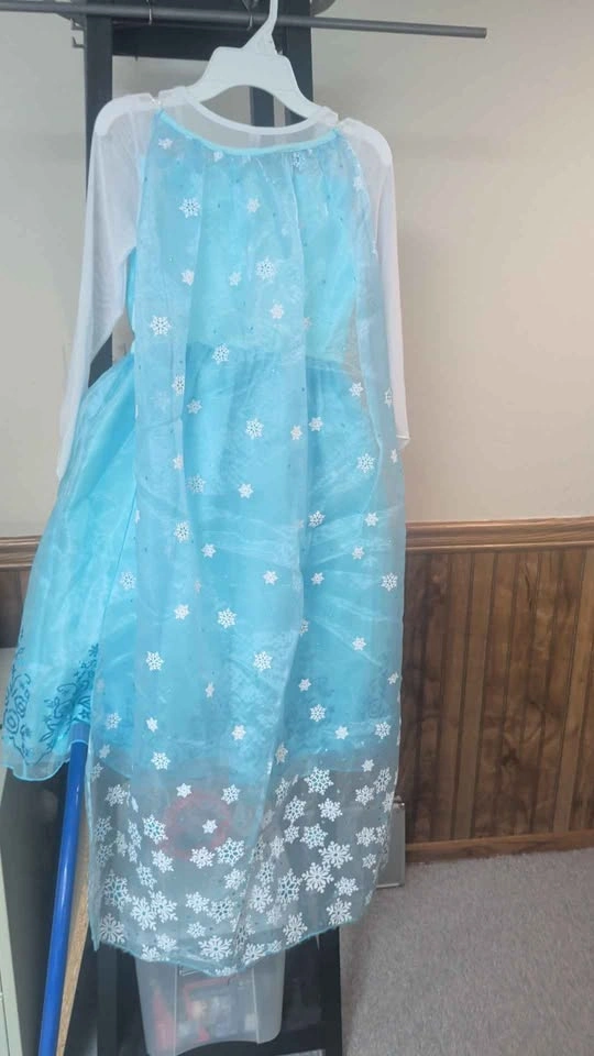 Princess dress, cape, necklace, gloves and bracelet - photo 2