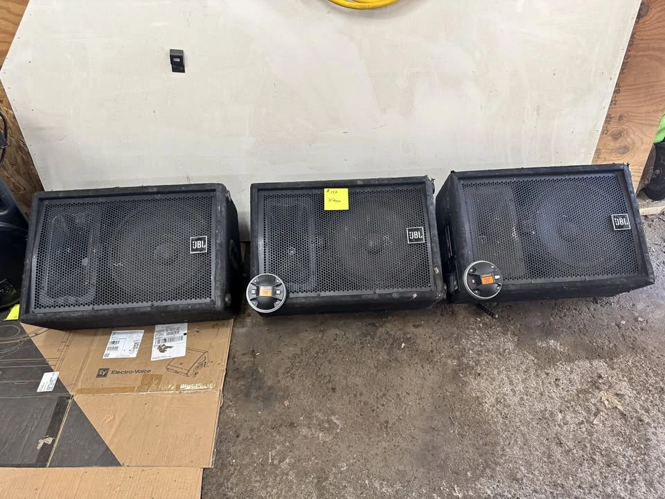 3x JBL JRX112M Cabinets