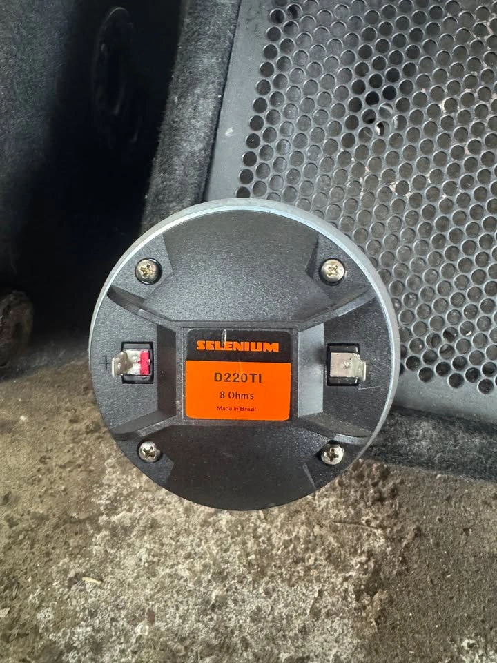 3x JBL JRX112M Cabinets - photo 2