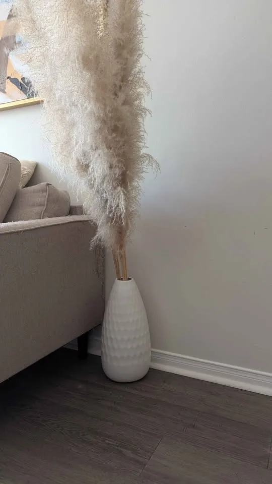 White Textured Ceramic Floor Vase - photo 3