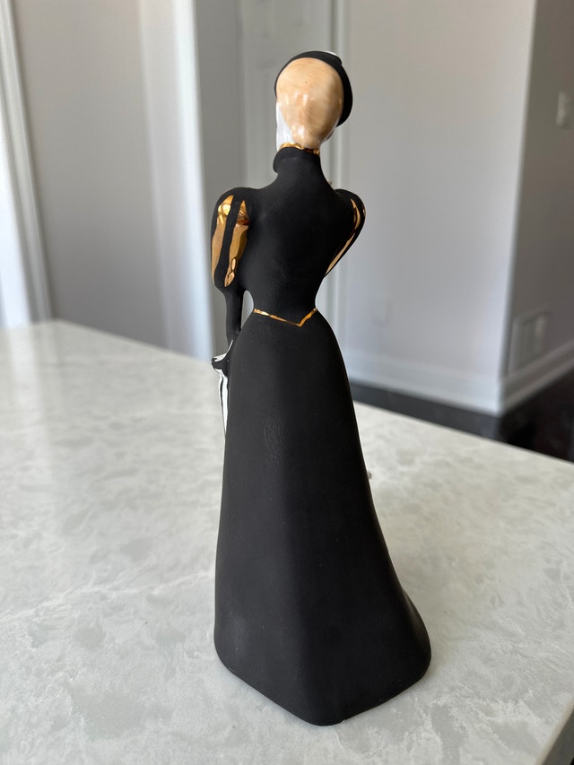 Dulevo “Lady with a Dog" porcelain figurine - photo 4