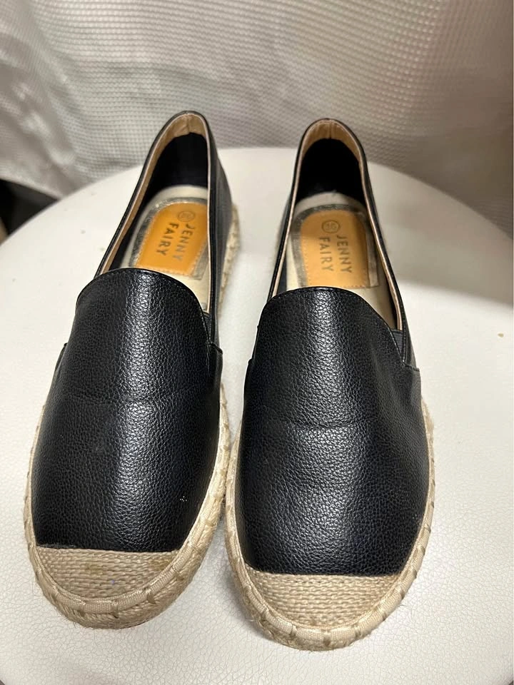 ⚽ Black Espadrille