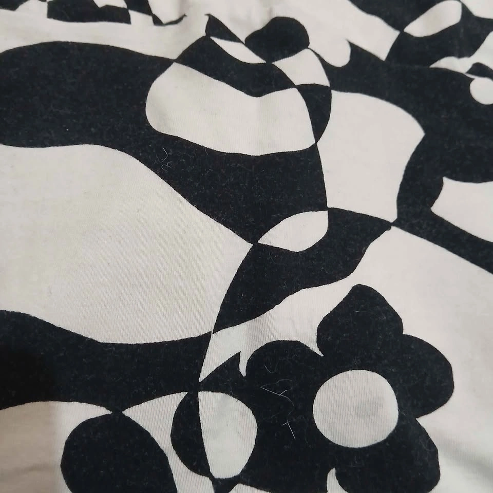 ⚽ Black and White Swirl Print Long Sleeve Top - photo 3