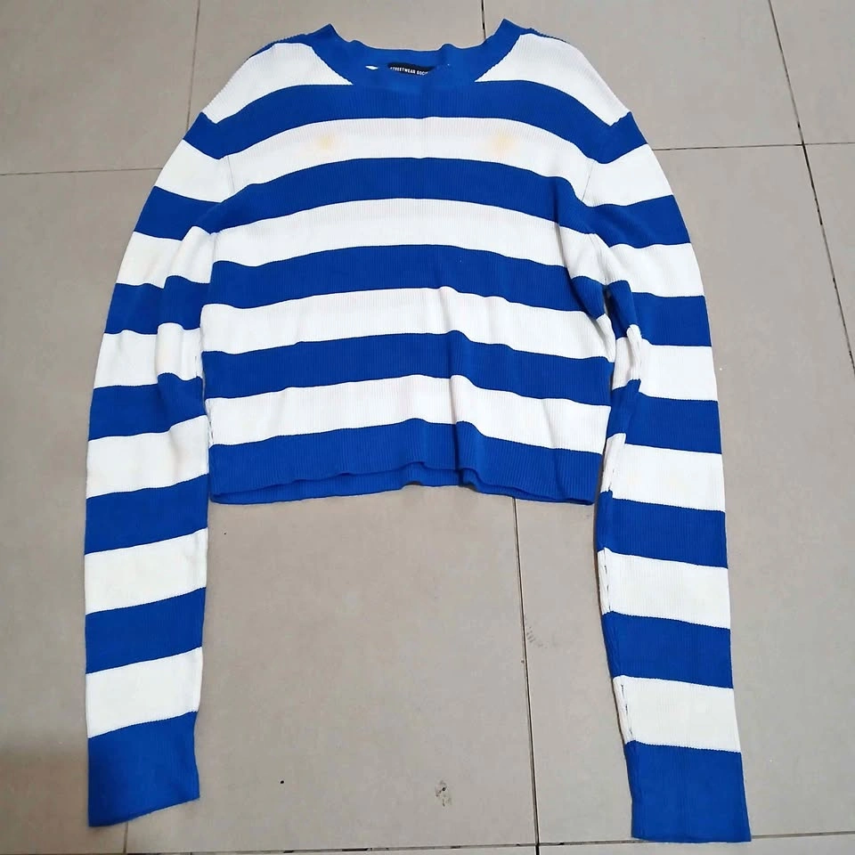⚽ Blue & White Striped Cropped Sweater