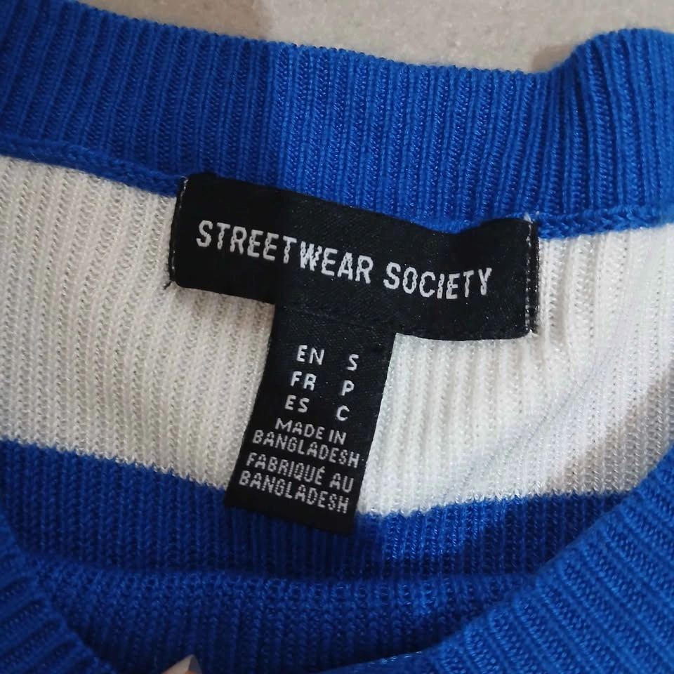 ⚽ Blue & White Striped Cropped Sweater - photo 2