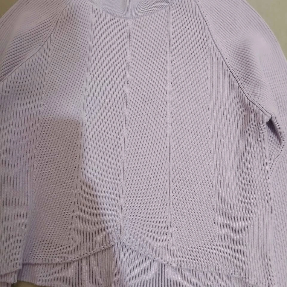 ⚽ Lavender Ribbed Cropped Sweater - photo 2