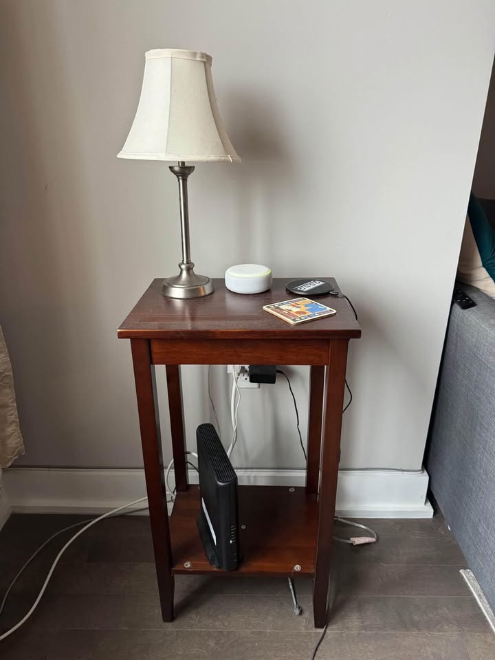 2 end tables in wood