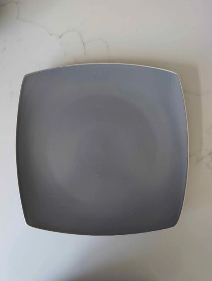 Matte Grey Square Dinnerware Set for 8 - photo 3